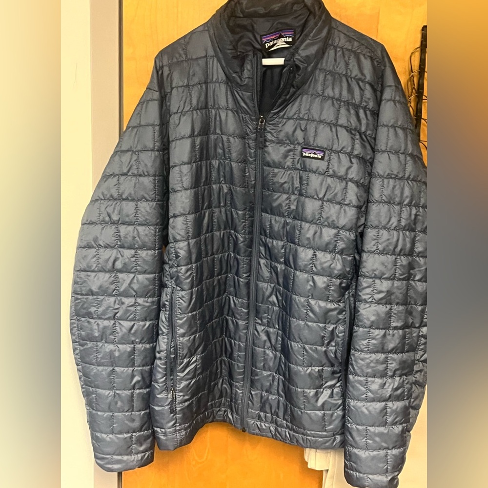 Patagonia Men's Nano Puff Jacket XXL Dark Blue